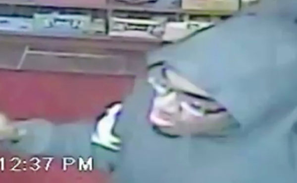 iSmacked: Lowlife punches man, steals iPhone he agreed to pay for, cops say