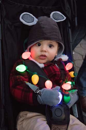 Scary-good fun: Jolly old elf spooks youngsters at Ft. Greene tree-lighting ceremony