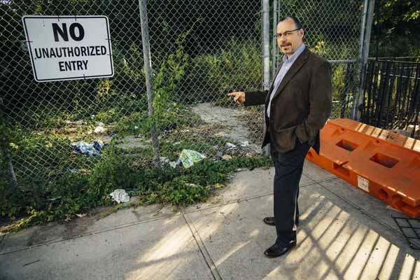Trail trash! Red Hook street so gross no agency will touch it