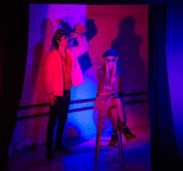 Anti-social media: Play mocks Instagram addiction