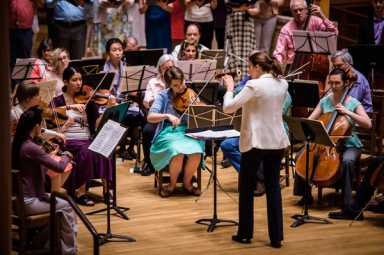 Immigrant song: Refugee Orchestra plays classical tunes