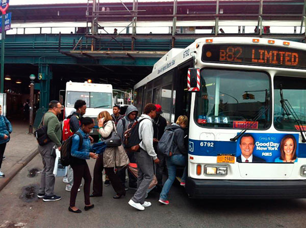 Pols slam city over bus lane plan for Kings Highway