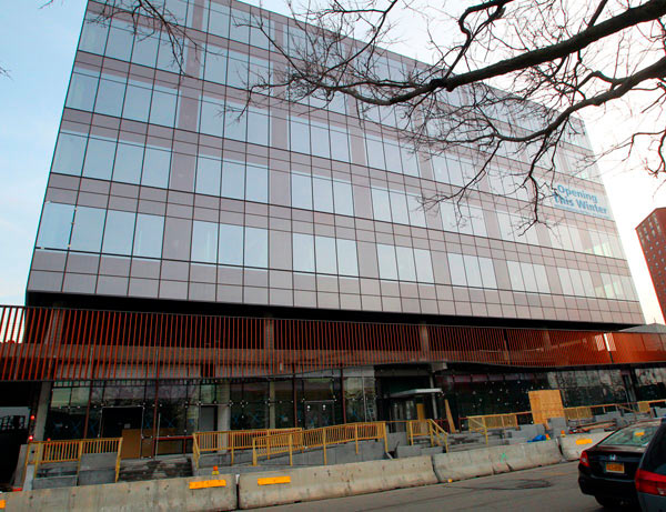 Coney Island retail center filling up