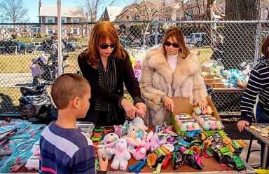 Sugar rush: Ridge kids make a mad dash for candy at annual Easter egg hunt