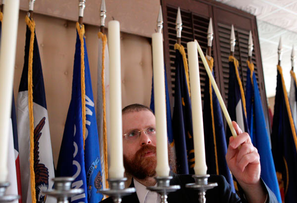 Never forget: Locals honor Holocaust Remembrance Day at Fort Hamilton