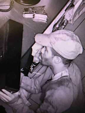 Police search for crook who broke into Sunset Park pizzeria and stole $400 cash