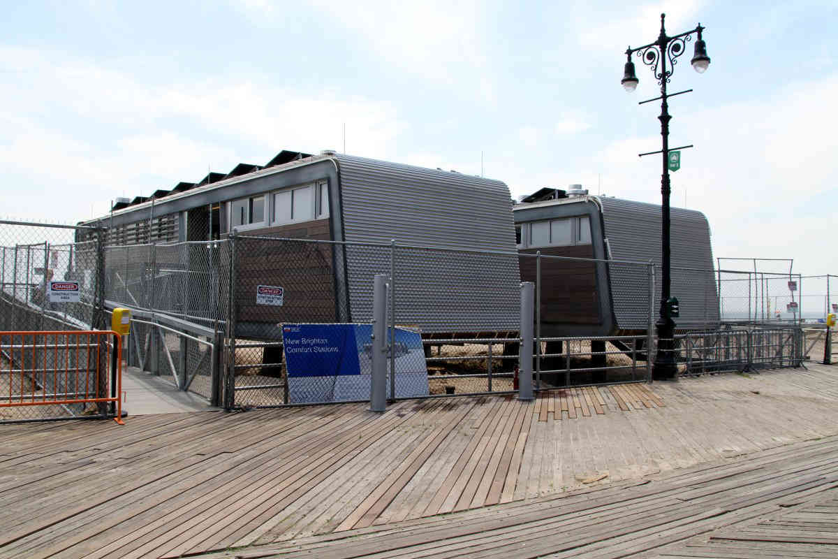 Brighton boardwalk bathrooms open for doing your business