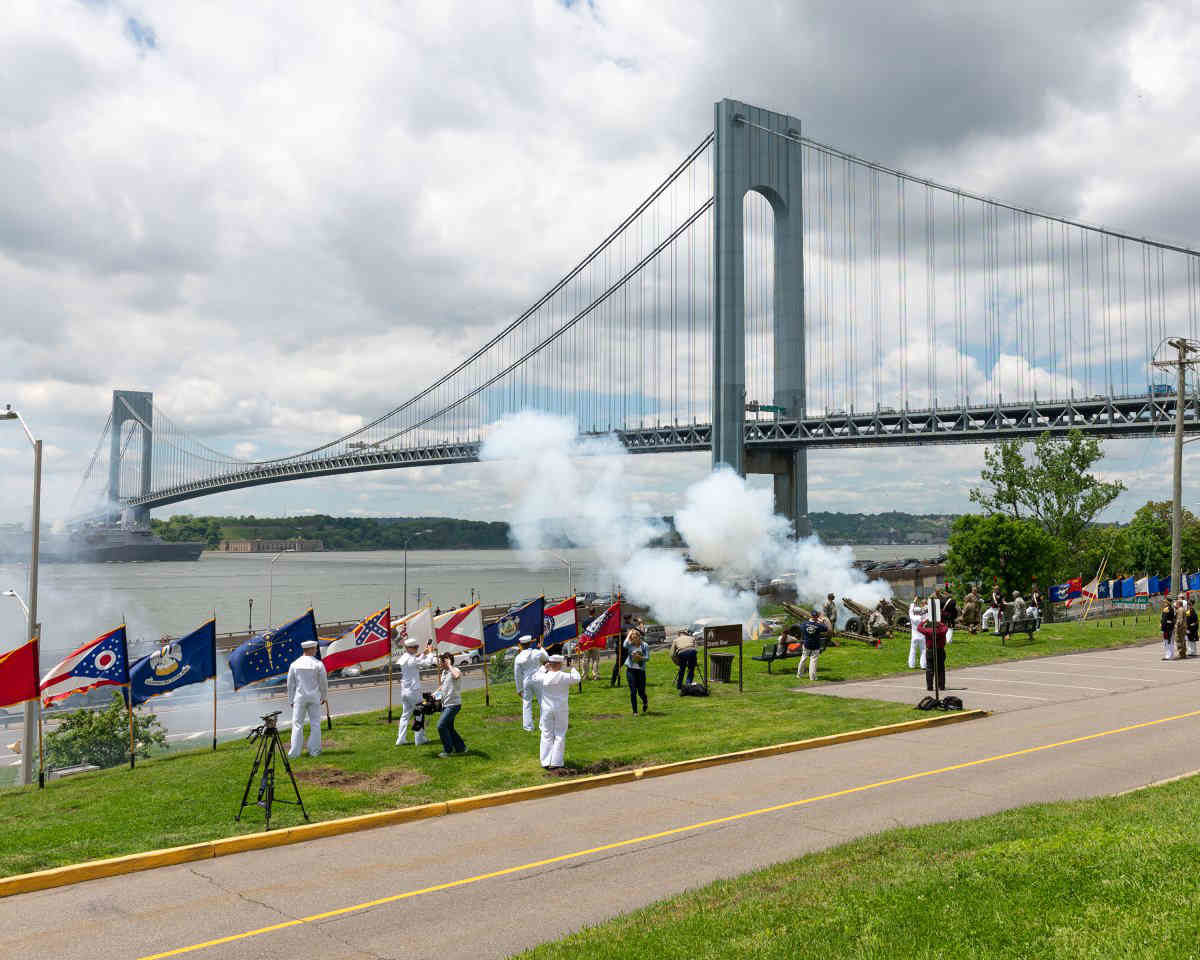 Fort Hamilton hosts annual Fleet Week Salute • Brooklyn Paper