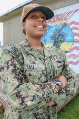 Boro daughter cites Bklyn upbringing for her success in the Navy
