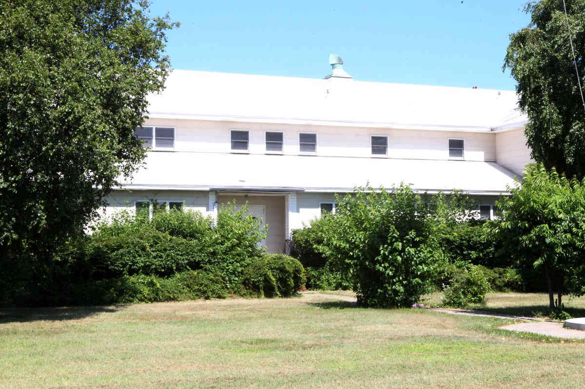Feds want to tear down WWII barracks in national park damaged by Sandy