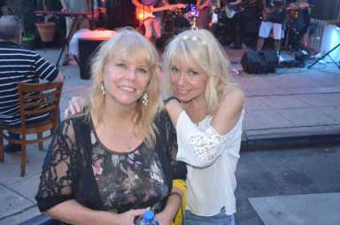 One last dose of summer fun: Ridgites flock to Face of Fifth Avenue Summer Shindig