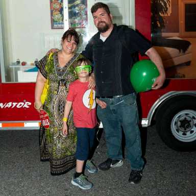 Ridgites enjoy last Summer Stroll of the season