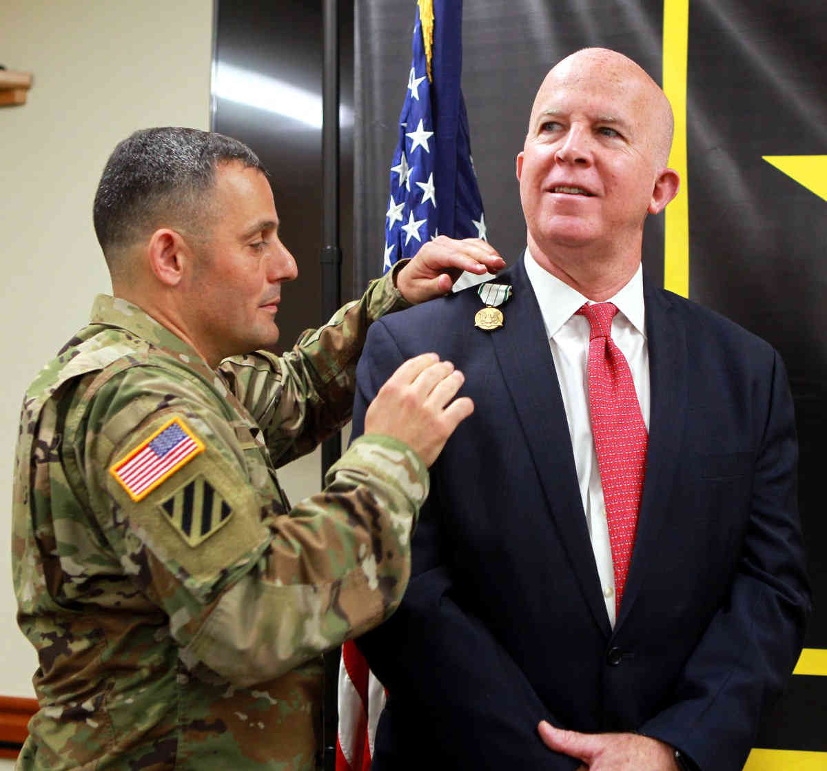 Ft. Hamilton gets new commander at change of command ceremony