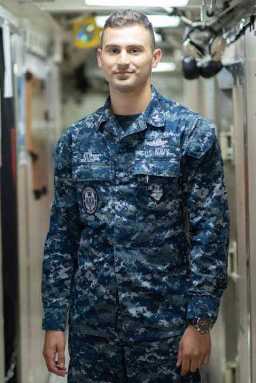 Boro son aboard Navy submarine protects U.S. from nuclear strikes