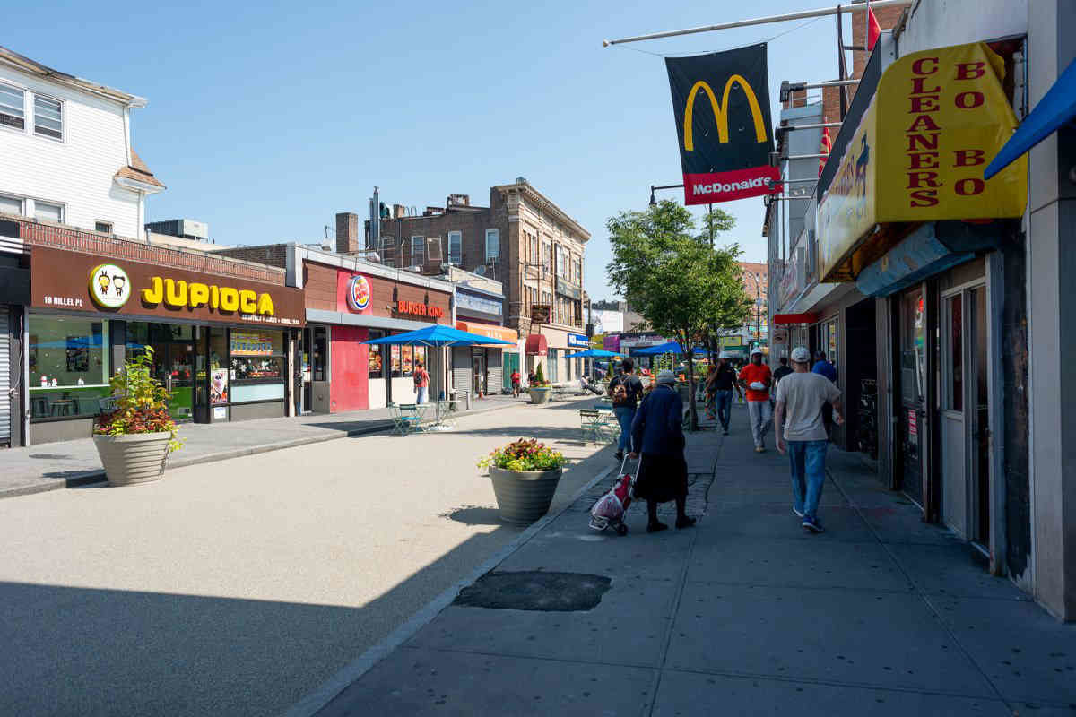 Flatbush pedestrian plaza opens to the public, closes to cars