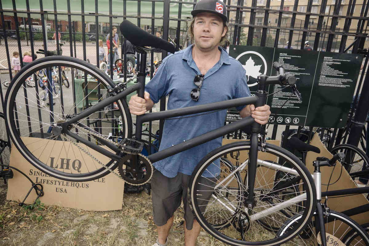 Parts and commerce: Cyclists buy, sell recycled gear at Slope bike bazaar