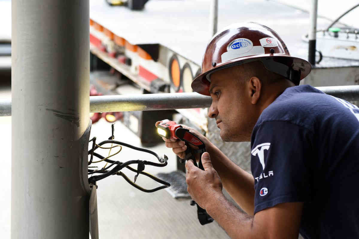 Smile! Biz booster’s cameras recording people, vehicles at D’town junction