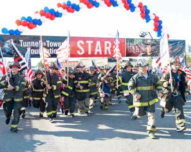 Tunnel vision: Thousands run through Battery tube to honor fallen 9-11 responders