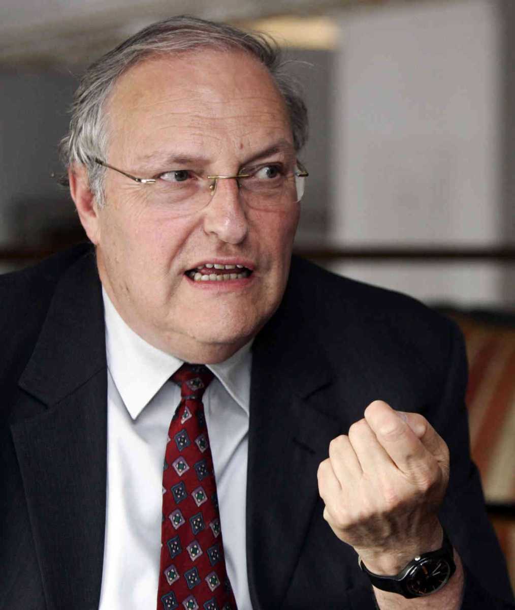 Hunting monsters: Nazi hunter to give talk at Manhattan Beach Jewish Center