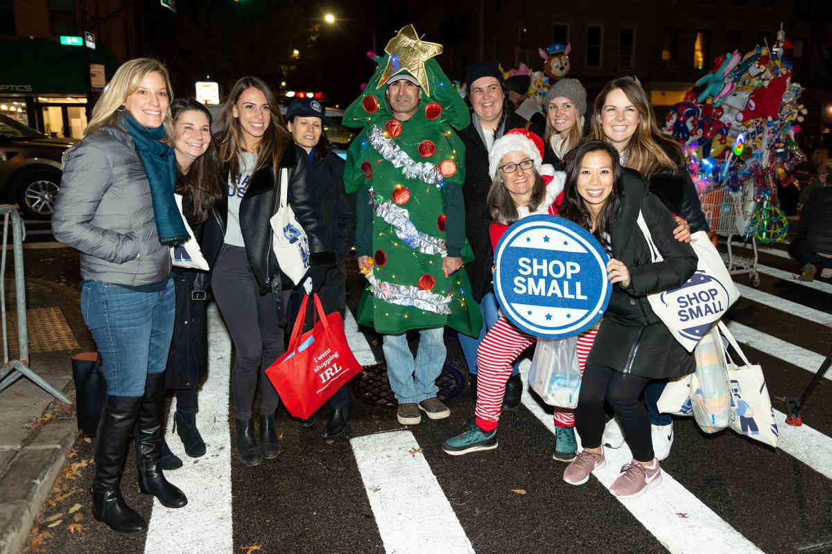 Tree time! Park Slope kicks off Christmas season with annual tree