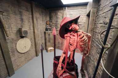 ‘Escape’ artists: Pirate-themed mini-golf creators add mini-escape rooms