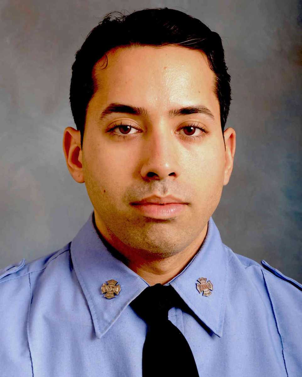 Report: Cops cuff man for killing off-duty firefighter in apparent fit of road rage