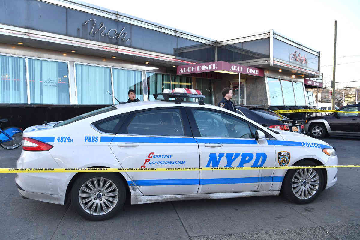 Close call Man survives after getting shot in the head outside Flatlands diner • Brooklyn Paper