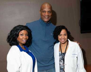 Baseball legend raises colorectal cancer awareness