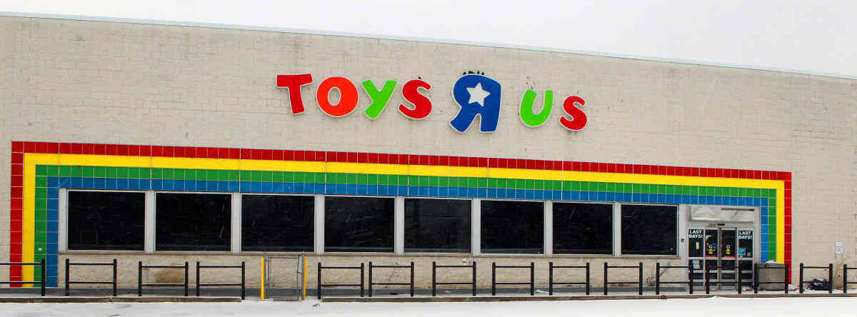 Kings County’s sixth Target opening at Gravesend mall inside former toy store