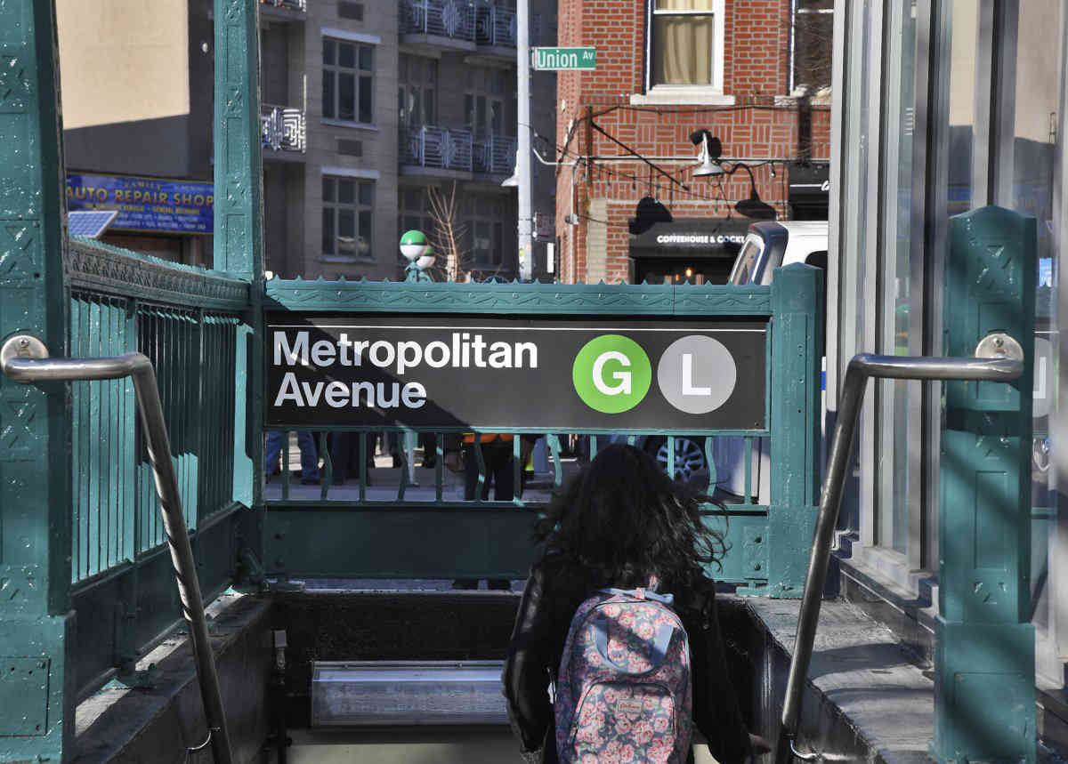 G-oing down: MTA reopens mezzanine, stairways at Metropolitan Avenue station