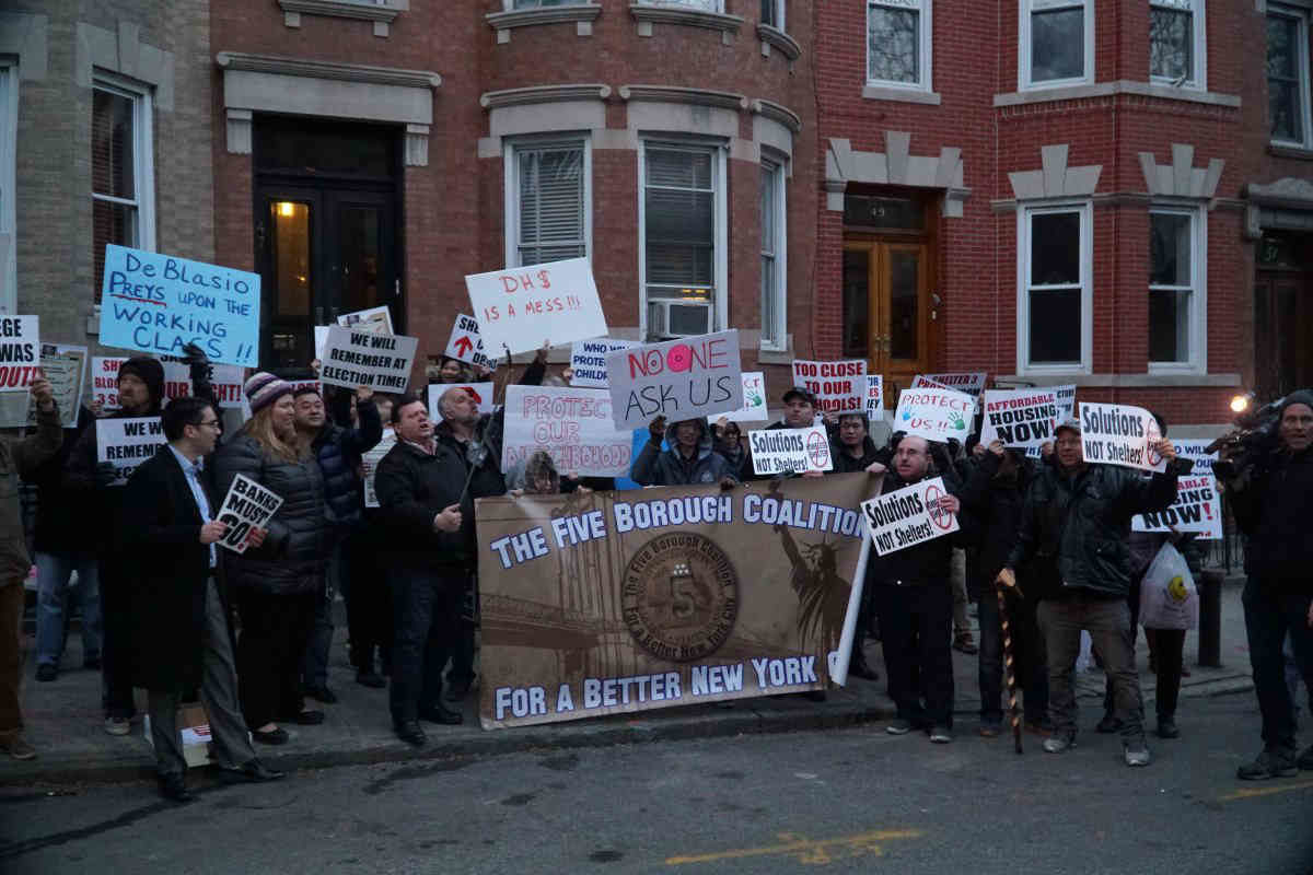 Terrorizing Windsor Terrace: Locals plagued by protests outside city official’s home in nabe