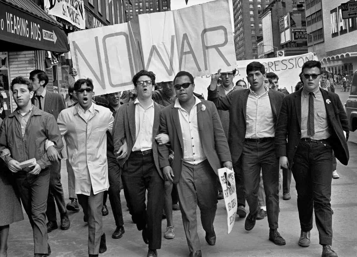 Shot in the street: New exhibit explores life in 1960s Brooklyn through photos