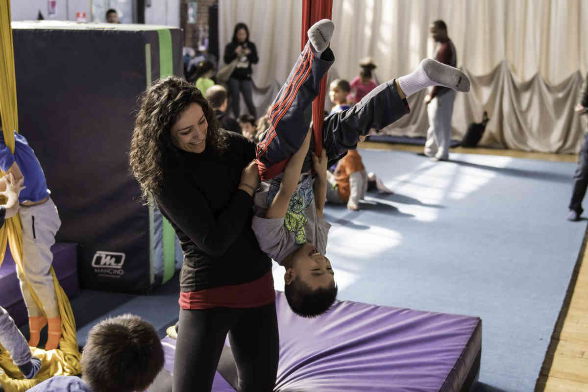 They are a-Muse-d: Circus performers teach kids some sweet moves