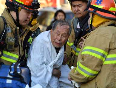 Displaced families searching for answers following Sunset Park blaze