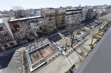 Put it in park: Comptroller wants to build playgrounds in the middle of Brooklyn streets