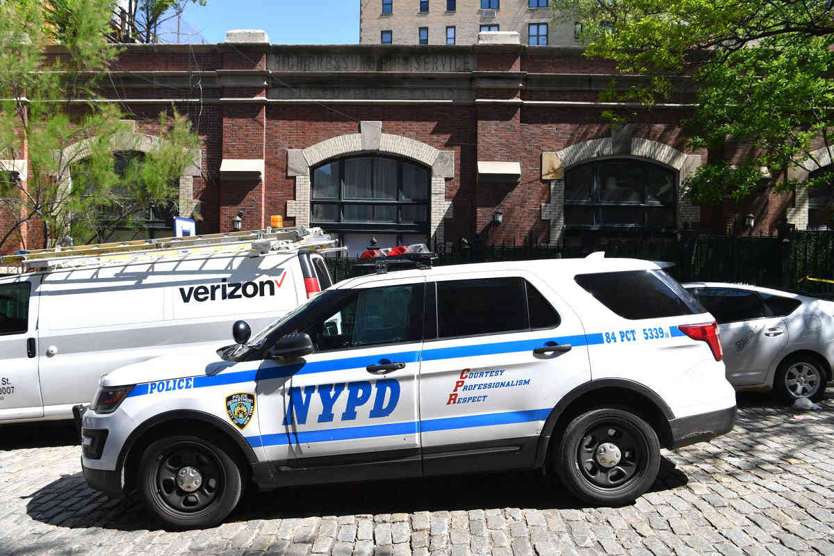 Decomposed body washes up in basement of Brooklyn Heights building: NYPD