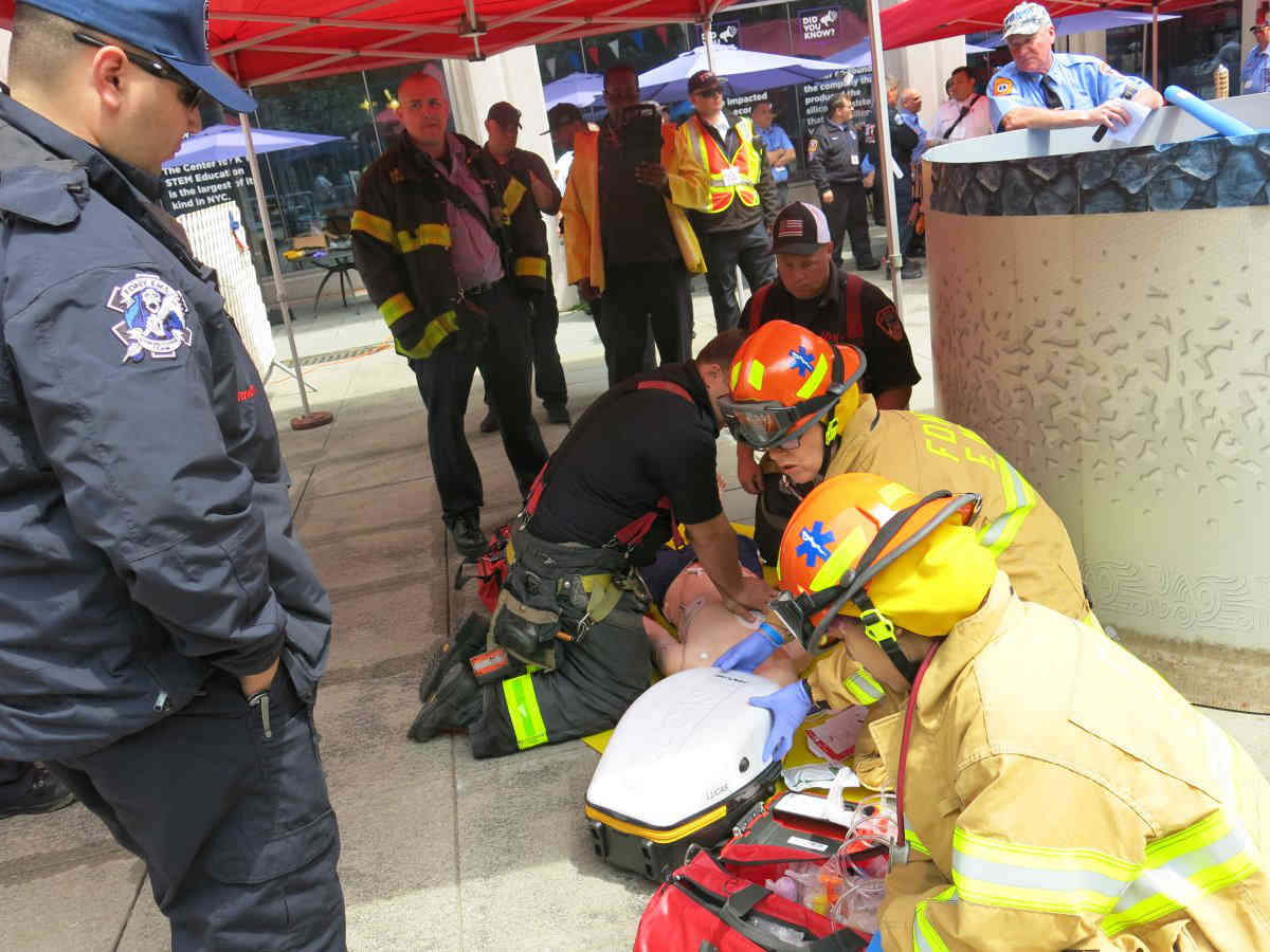 Top lifesavers: City paramedics compete at Downtown emergency response contest