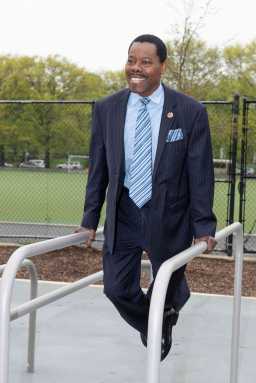Booze-free fun: Prospect Park Parade Ground dubuts new ‘adult-recreation area’