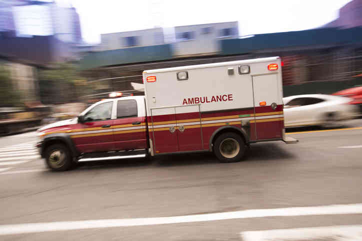 Man killed by oncoming train in Flatbush: NYPD