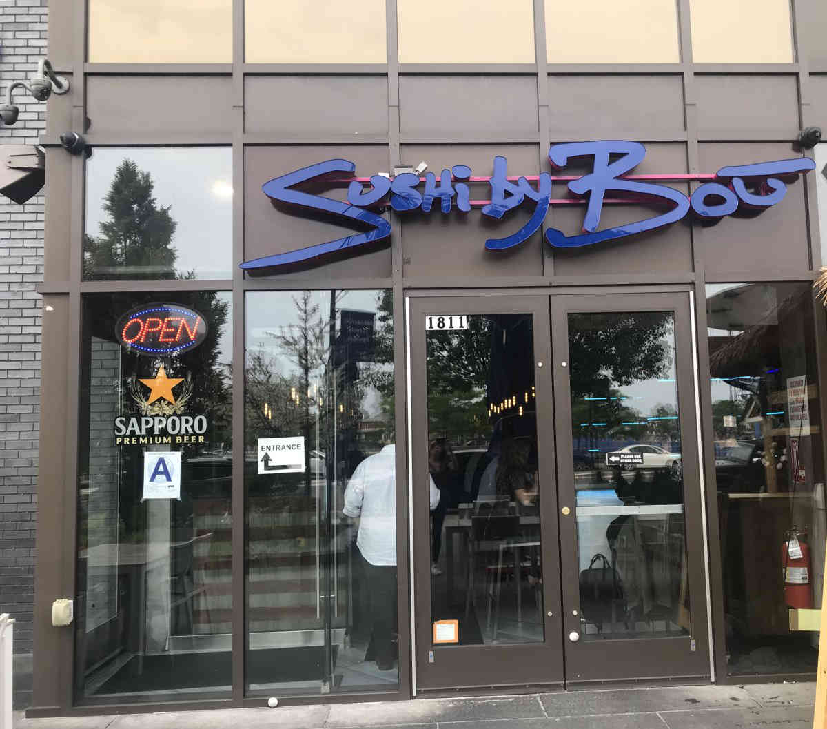 Dine and dash: New Sheepshead Bay sushi joint gives patrons only 30 minutes to eat!