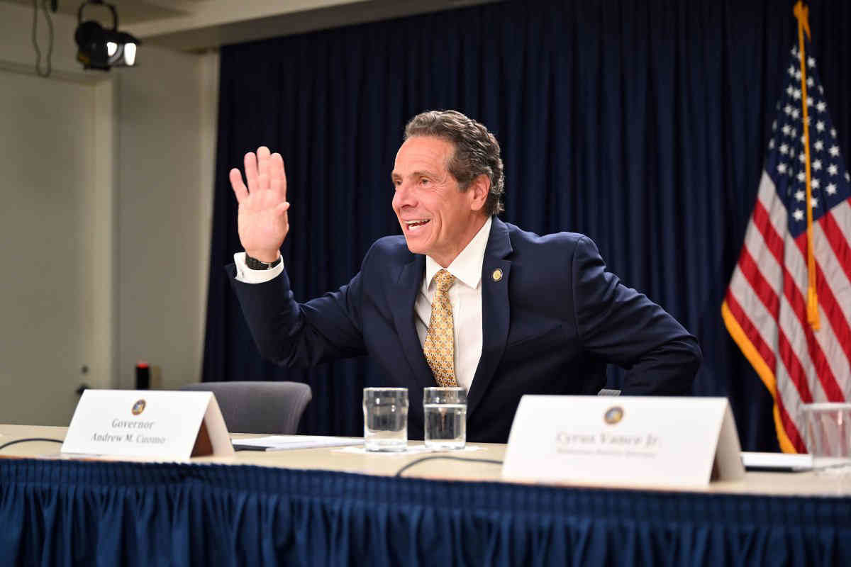 Cuomo announces crackdown on fare-beaters and transit crime