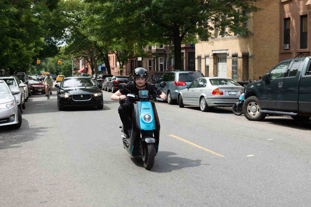 Brooklyn Paper hits the streets on new scooter rentals