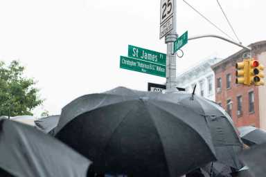 Spreading love: ‘Biggie Smalls’ fans celebrate late rapper at Clinton Hill street co-naming
