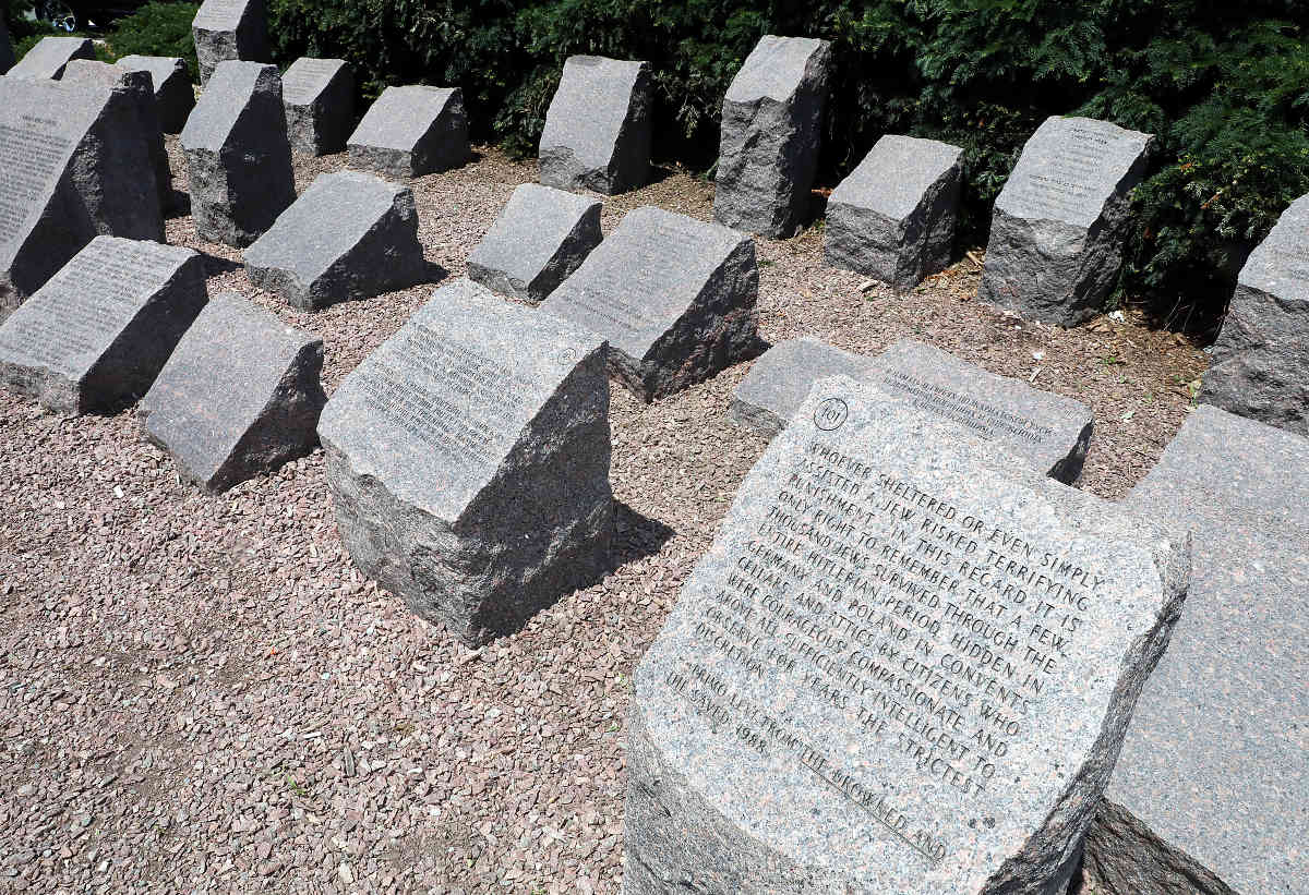 Community observes 34th anniversary of Holocaust Memorial Park