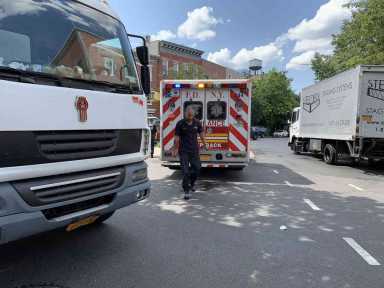 Trucker cited after smashing into Greenpoint cyclist