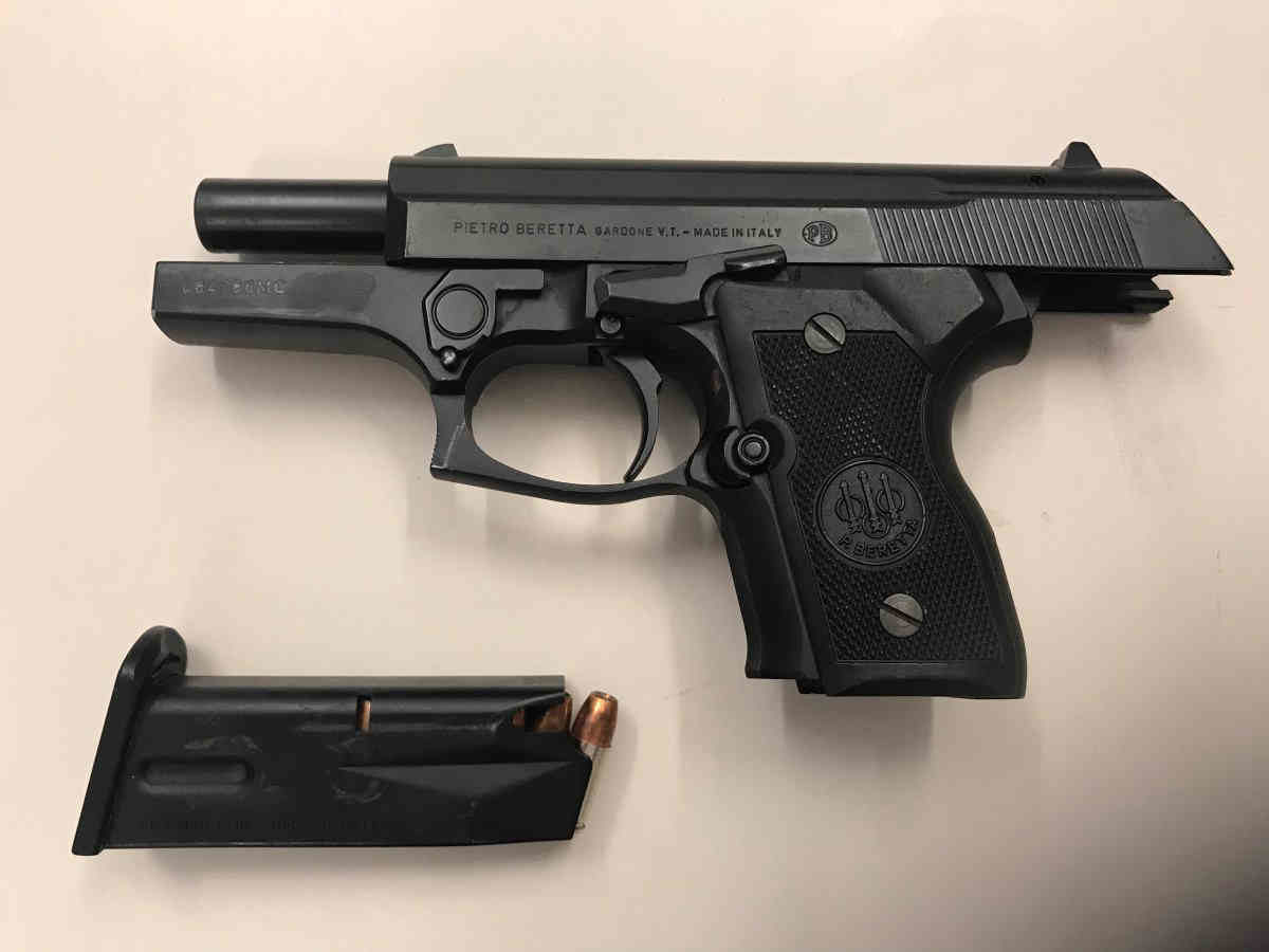 Woman arrested for smuggling gun into Brooklyn court building: Court cops