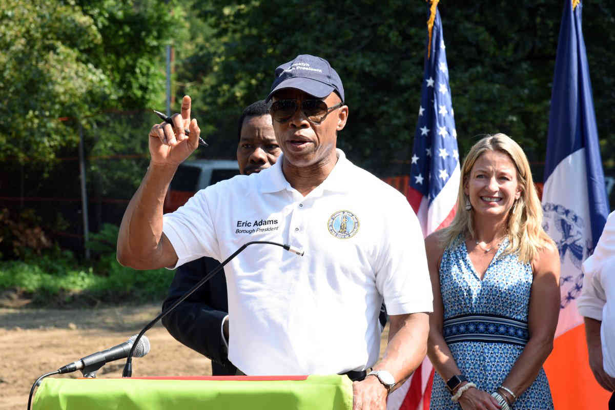 Work starts on long-delayed Kensington Dog Run