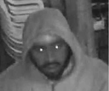 Cops hunting grocery store burglars in Sunset Park