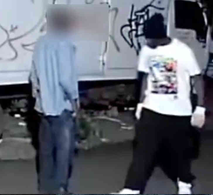 Knife-wielding thief robs man in Mill Basin