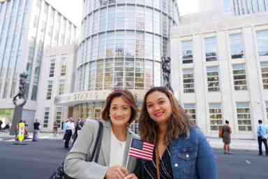 ‘It’s a wonderful feeling’: More than 200 new citizens naturalized at Downtown courthouse